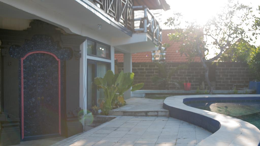 Hotel Tehila House Canggu Esterno foto